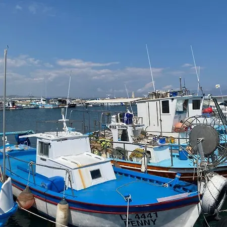 Alex Beach 31 Daire Larnaca