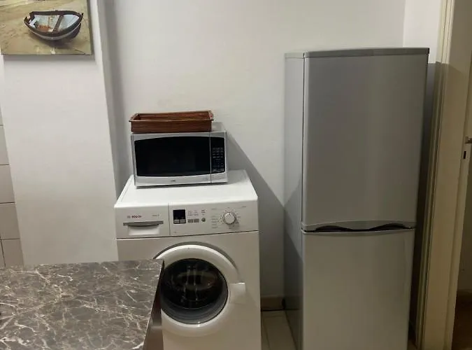 Alex 31 Apartment Larnaca