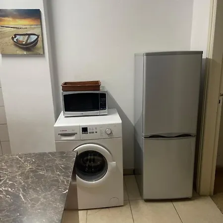 Alex 31 Apartment Larnaca