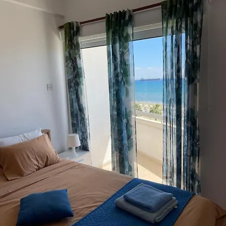 Alex 31 Apartment Larnaca